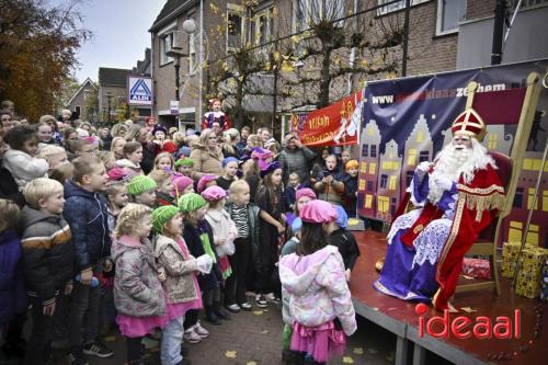 Sinterklaasintocht in Zelhem (16-11-2024)