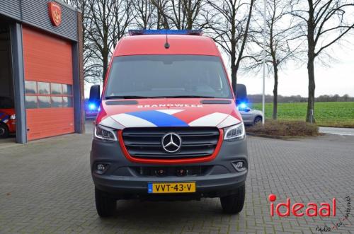 Nieuw voertuig voor brandweer Steenderen (09-12-2023)