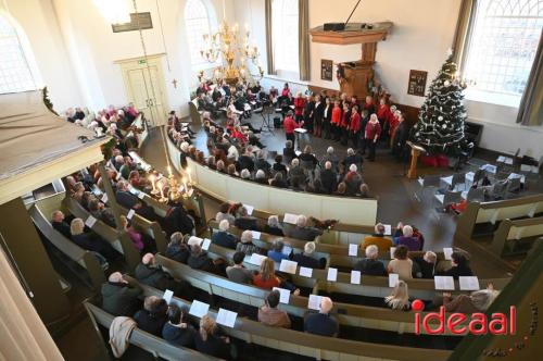 Kerstsfeer in kerk Hummelo (17-12-2023)