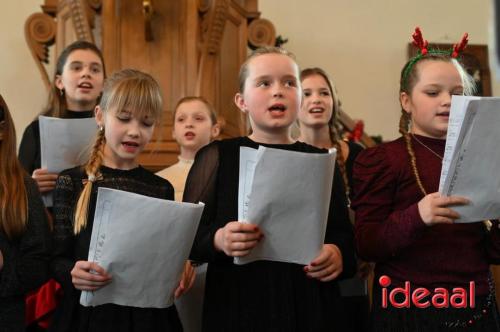 Kerstsfeer in kerk Hummelo (17-12-2023)