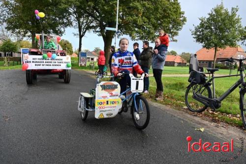 Optocht Varssels Feest (13-10-2024)