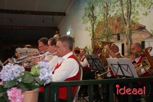 Terborgher Muzikanten bij museum Smedekinck (14-04-2024)