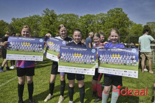 Voetbalclinic bij ZZC20 in Zelhem (01-05-2024)