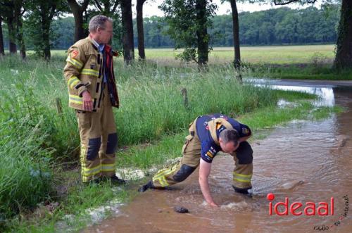 Waterleiding gesprongen in buitengebied Vorden (04-06-2024)