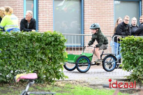 Zelhemse Zomerfeesten - deel 4 - bakfietsenrace (13-07-2024)