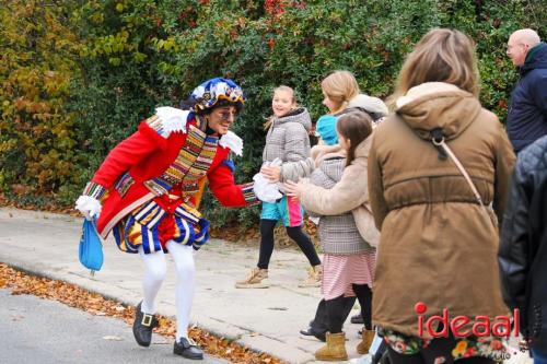 Sinterklaasintocht in Warnsveld - deel 2 (16-11-2024)