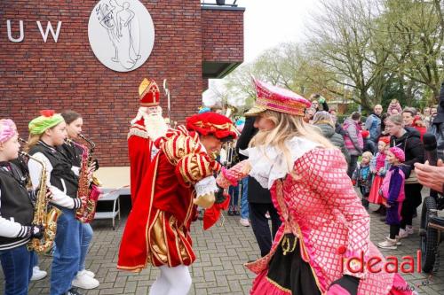 Sinterklaasintocht in Warnsveld - deel 2 (16-11-2024)