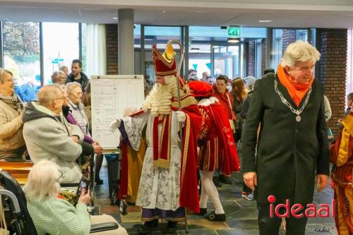 Sinterklaasintocht in Warnsveld - deel 2 (16-11-2024)