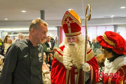 Sinterklaasintocht in Warnsveld - deel 2 (16-11-2024)