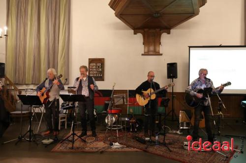 Prachtig stichting SONOM concert in Hummelose Kerk van "Goed Volk" & Bennie Jolink.