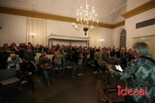 Prachtig stichting SONOM concert in Hummelose Kerk van "Goed Volk" & Bennie Jolink.