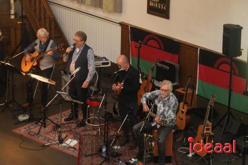 Prachtig stichting SONOM concert in Hummelose Kerk van "Goed Volk" & Bennie Jolink.