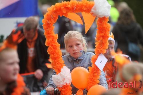 Prachtige begin Koningsdag en Aubade in Hengelo - deel 1 (27-04-2024)