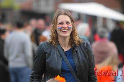 Prachtige begin Koningsdag en Aubade in Hengelo - deel 3 (27-04-2024)