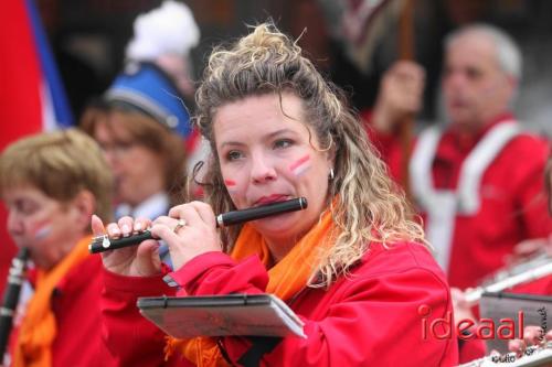 Prachtige begin Koningsdag en Aubade in Hengelo - deel 3 (27-04-2024)