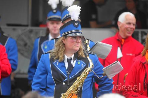 Prachtige begin Koningsdag en Aubade in Hengelo - deel 3 (27-04-2024)