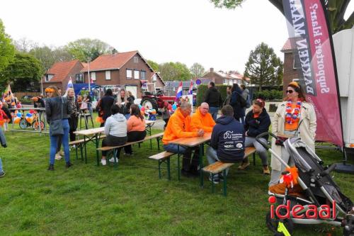 Prachtige begin Koningsdag en Aubade in Hengelo - deel 1 (27-04-2024)