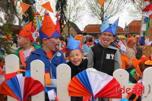 Prachtige begin Koningsdag en Aubade in Hengelo - deel 1 (27-04-2024)