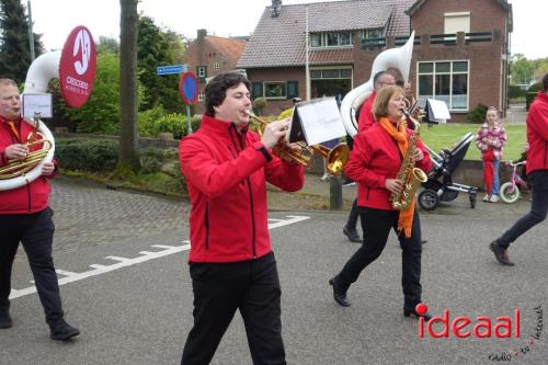 Prachtige begin Koningsdag en Aubade in Hengelo - deel 2 (27-04-2024)