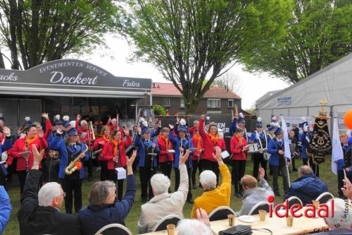 Prachtige begin Koningsdag en Aubade in Hengelo - deel 3 (27-04-2024)