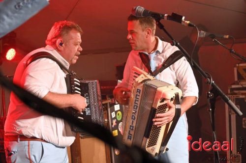 Feest in de tent bij Theun (26-10-2025)