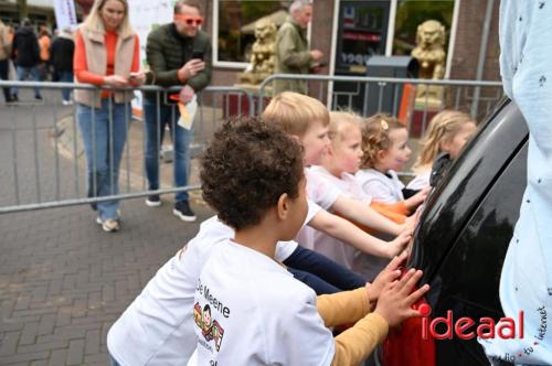 Koningsdag in Zelhem - deel 1 (27-04-2024)