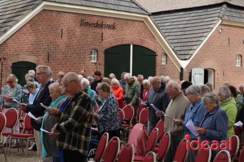 Dialect kerkdienst bij Museum Smedekinck (02-07-2023)