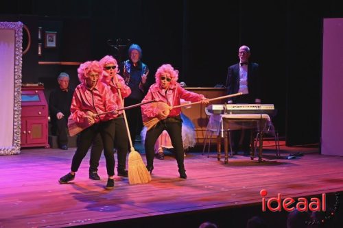 Toneelvereniging ONA Bedt & Bubbels - deel 3 (14-06-2025)