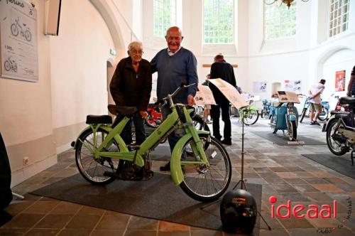 Brommers Kieken in de karke (13-08-2023)