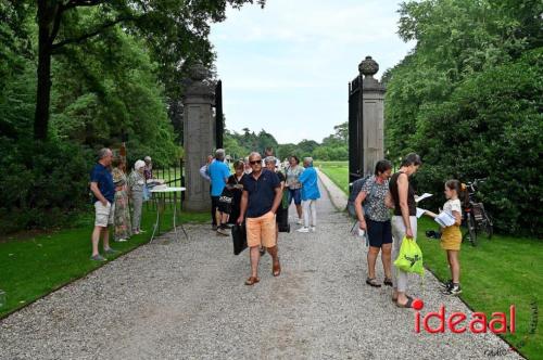 Openluchtspel "Hoezo Familie!"in Laren - deel 1 (08-07-2023)