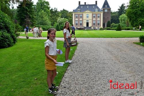 Openluchtspel "Hoezo Familie!"in Laren - deel 1 (08-07-2023)