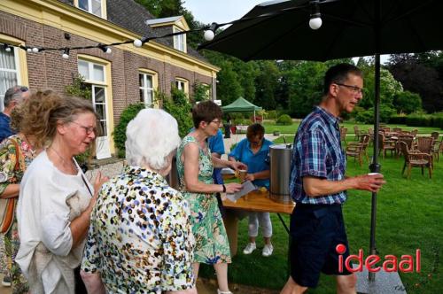 Openluchtspel "Hoezo Familie!"in Laren - deel 1 (08-07-2023)