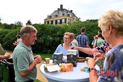 Openluchtspel "Hoezo Familie!"in Laren - deel 1 (08-07-2023)