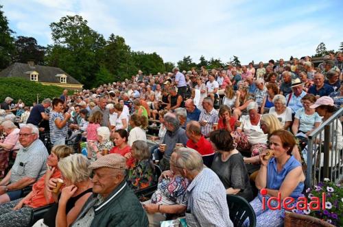 Openluchtspel "Hoezo Familie!"in Laren - deel 1 (08-07-2023)