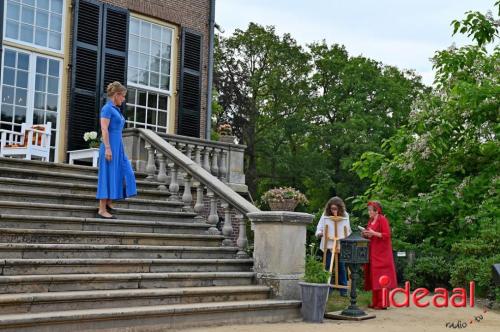 Openluchtspel "Hoezo Familie!"in Laren - deel 1 (08-07-2023)