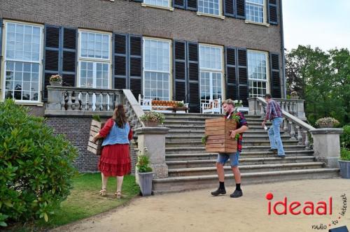 Openluchtspel "Hoezo Familie!"in Laren - deel 1 (08-07-2023)