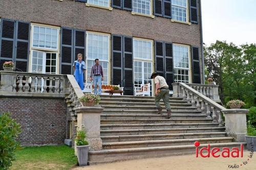 Openluchtspel "Hoezo Familie!"in Laren - deel 1 (08-07-2023)