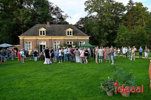 Openluchtspel "Hoezo Familie!"in Laren - deel 2 (08-07-2023)