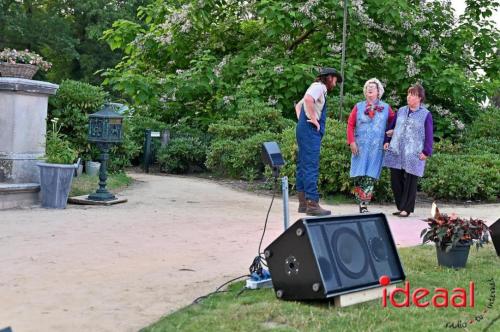 Openluchtspel "Hoezo Familie!"in Laren - deel 2 (08-07-2023)