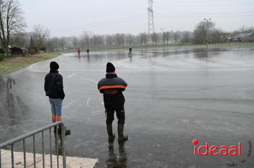 Schaatsen in Almen - IJsbaan De Vetweide (11-01-2024)