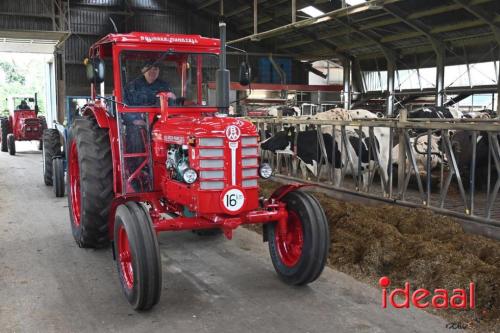 Koningsrit in Laren (27-04-2024)