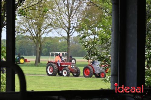 Koningsrit in Laren (27-04-2024)