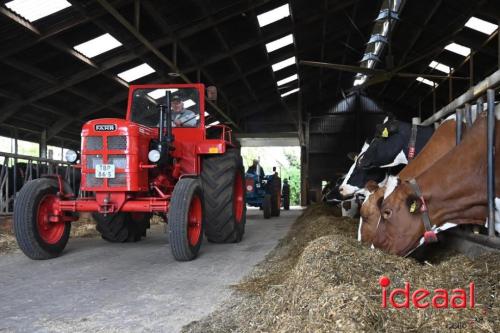 Koningsrit in Laren (27-04-2024)