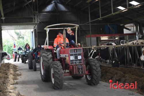 Koningsrit in Laren (27-04-2024)