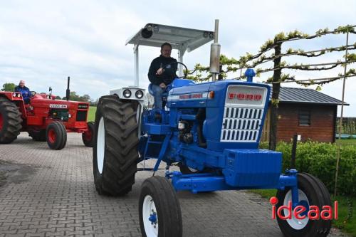 Koningsrit in Laren (27-04-2024)