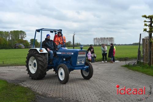 Koningsrit in Laren (27-04-2024)