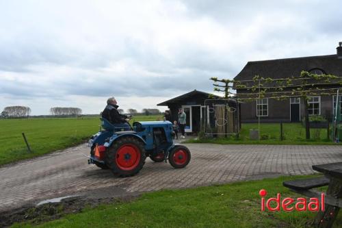 Koningsrit in Laren (27-04-2024)