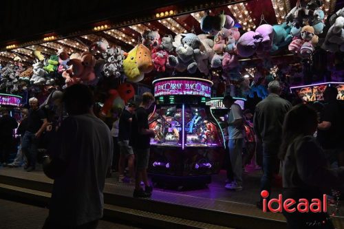Larense kermis zaterdagavond - deel 2 (06-09-2025)