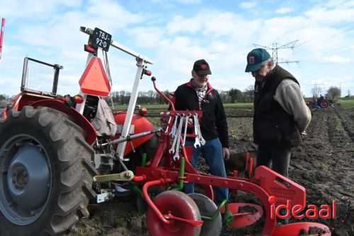 Oefenploegen bij aspergebedrijf Ten Broeke (04-04-2026)