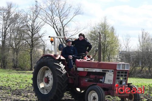 Oefenploegen bij aspergebedrijf Ten Broeke (04-04-2026)